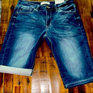 NWT KanCan Mid Rise Shorts